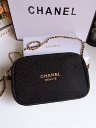 กระเป๋า Chanel เป็น Premium Gift เครื่องสำอางค์ ของแท้💯