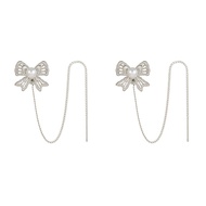 Clove Pearl Butterfly Knot Bluetooth Earphone Clip Womens Fashion Accessory Suitable for Huawei Free