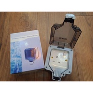 WEATHERPROOF OUTDOOR SWITCHED SOCKET 1GANG 13A S/SOCKET