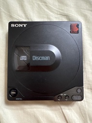 Sony Discman D-15 CD Player (d150 not d250)