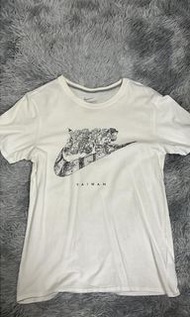 Nike Taiwan t 二手M