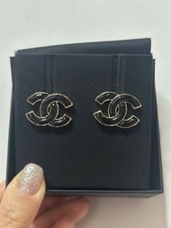 Chanel 雙C耳環