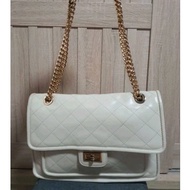 URBAN REVIVO Chain Bag Famous Brand In Tiktok New Never Used Size 12 Inches For sale.