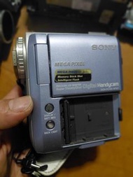 Sony Handycam DCR-PC105 數位攝影機