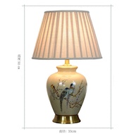 แจกันเซรามิกโคมไปตั้งโต๊ะโคมไฟเซรามิกร่างกายและผ้าบังแสง E27หัวหลอดไฟฐานชุบทอง