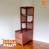 Adapta – Lemari Rak Hias Sudut Ruang Tamu Minimalis–Rak Hias Aestetic- Lemari Pajangan Sudut Ruangan