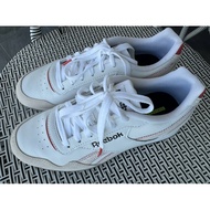 REBOOK SHOES SIZE 39 25CM(USED)