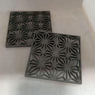 【Direct from Japan】Set of 2 Kumiko-style coasters (hemp leaf pattern, 4 leaves, 9 x 9 x 0.5 cm, blac