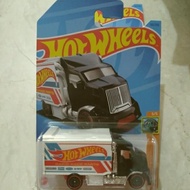 Hotwheels hiway hauler 2
