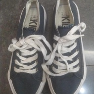 sepatu anak cotton on