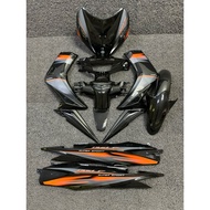 LC135 V1 Body Covet Set Sticker Siap Tampal Hitam Oren