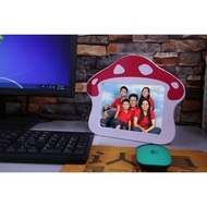 5R table top picture frame ready with picture and waterproof