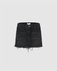 URBAN REVIVO - Quần short nữ giả váy Raw Hem UYY850122-B5A