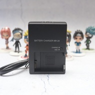 Charger NIKON MH-24 MH24 MH 24 EN-EL14 D3100 D3100 D3200 D3300 D5100 D5200 D5300 D5500