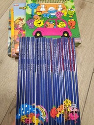 Mr men  &vlittle Miss奇先生 妙小姐 書