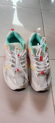 sepatu running made in vietnam nb 530