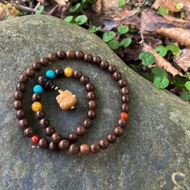 檀木綠松石蜜蠟招財貓雙圈手串