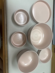 Modori粉色陶瓷碗和盤子套裝