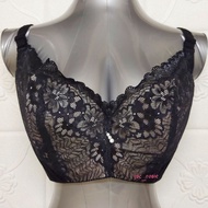 44F/100F PLUS SIZE BRA WIRED 4 HOOKS