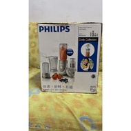 (Like new) Philips juicer blender set