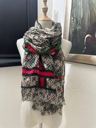 Gucci Cashmere Shawl/Scarf 羊絨披肩圍巾