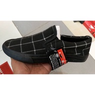 Kasut Vans Sarung Size 40-45