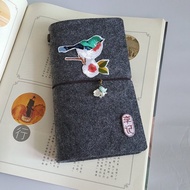 客製 可刻字 繡字 刺繡小鳥 日記本 隨身手賬 旅行記事本 a6 活頁 中式 復古手工筆記本 毛氈本子 生日禮物 畢業禮物