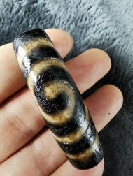 หินทิเบตโบราณวงล้อแห่งโชคชะตา (Dragon Skin Wheel of Fotune Dzi Bead)