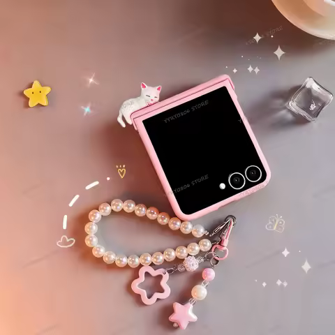 Creative 3D Kitten Star Pendant Pearl Bracelet Phone Case for Motorola Razr 60Ultra Razr 60 Razr 50U