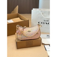 Niuben COACH Coach teri Underarm Bag Coach Hottest Underarm Bag Upper Body Here
Teri Series Hottest 