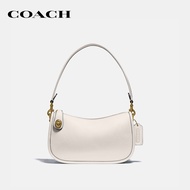 COACH กระเป๋าสะพายข้างผู้หญิงรุ่น Swinger สีขาว C0638 B4/HA