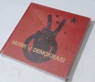 Buku MUSIK U/ DEMOKRASI ( Baru / Segel )