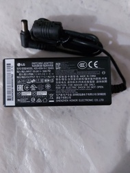 (原裝) (brand new)LG 40W MODEL: ADS-45SN-19-3 19040G Charger 充電器 電源 (無電源線)