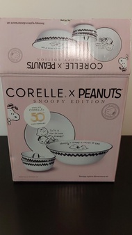 Corelle x Peanuts Snoopy Edition 4-Piece Dinnerware Set