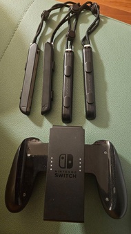 Switch原装握把+4個Joy-Con手繩