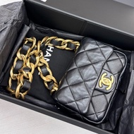Chanel 22S芯片 黑金小號粗鏈腋下包