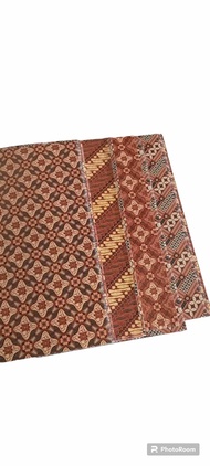 kertas kado batik  kiky