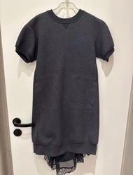 Sacai x Nike 灰色運動連衣裙