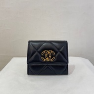 Chanel19系列黑金雙層卡包