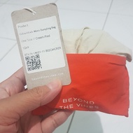 Beyond the Vines - Micro Dumpling Bag Colorblock Cream Red ( preloved 
