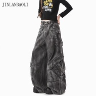 Workwear with large pockets, vintage distressed jeans, loose workwear pants