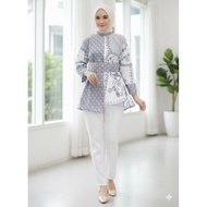 Arina - Modern Women's Batik Shirt, Stylish Work Top for Office, Cool & Comfortable Material