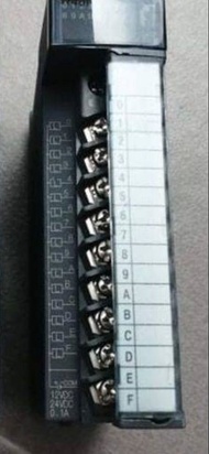 สภาพใช้แล้ว 95%  MELSEC-Q Series  QY40P  QY41P  QX40 QX41  QX42  QY10  QY41  QY42 QY42P QY80 QX48Y57