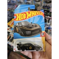 Hot Wheels Porsche 935 Model Car (Black)