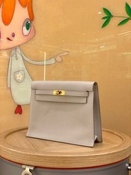 Brand new Kelly Danse Gris Perle Evercolor Gold Hardware Stamp Y