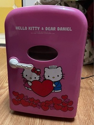 Hello Kitty 迷你雪櫃