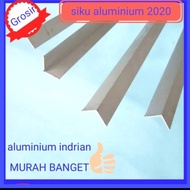 Aluminium Siku 20x20 tebel 2mm
