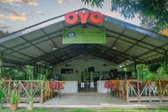OYO 90037 The 7 Lodge Tambunan