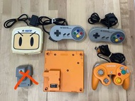 日版 N64 GC WII GB GBC PS PS2 PSX PSP MD SS DC PCE XBOX XBOX360 配件手制手掣分插器記憶咭搖控器電源線色差線火牛振動器 DUAL SHOCK 