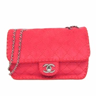 Chanel Matelasse 女絨面革、皮革肩背包粉紅色、紅色